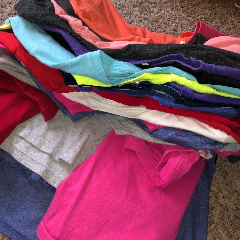Lot of 25 everyday t-shirts!